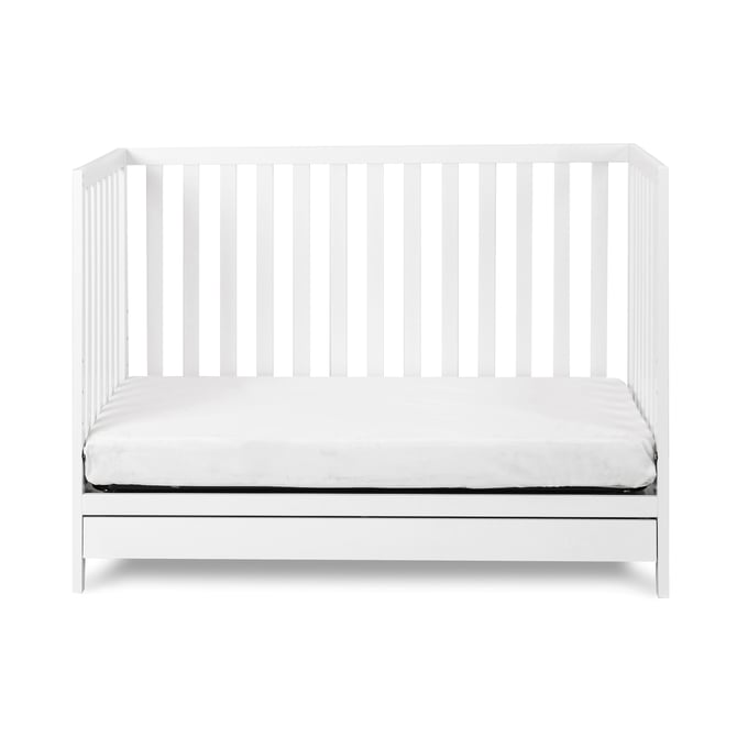 AFG Baby Furniture Mila White 3 in 1 Convertible Crib AFG-618W