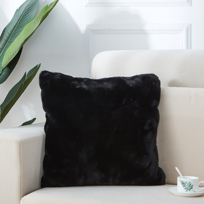 Amazing Agnes Luxury Black Chinchilla Faux Fur Pillow AMZRUG-PIL-RSPBK5050