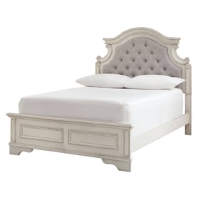 Ashley Furniture Realyn Chipped White Full Panel Bed