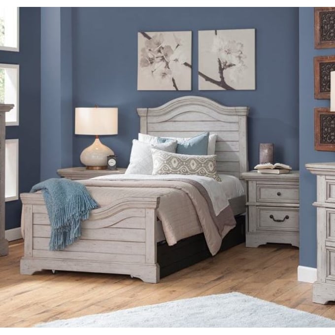 American Woodcrafters Stonebrook Light Distressed Antique Gray 2pc Kids Bedroom Set with Twin Bed AWC-7820-KBR-S1