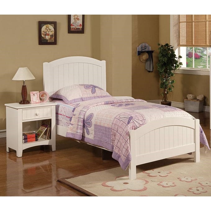 Poundex White Pine MDF 2pc Kids Bedroom Set With Full Bed BOSS-F9049F-KBR-S1