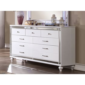 Furniture of America Brachium White Dresser