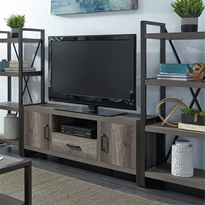 Liberty Tanners Creek Greystone Entertainment Center with Piers LBRT-686-ENTW-ECP