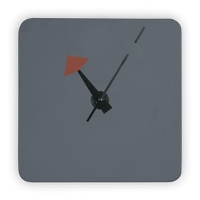 LeisureMod Manchester Dark Grey Modern Wall Clock