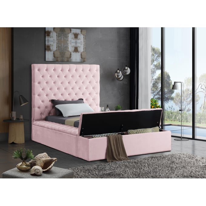 Meridian furniture bliss online velvet bed stores