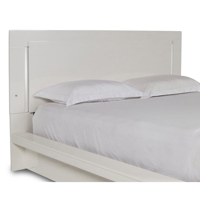 New Classic Furniture Sapphire White Queen Lighted Headboard NCF-B2643-310