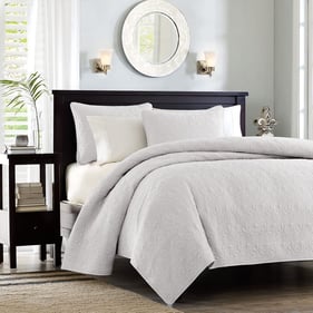 Olliix Madison Park Quebec White Full Queen Reversible Quilt Set