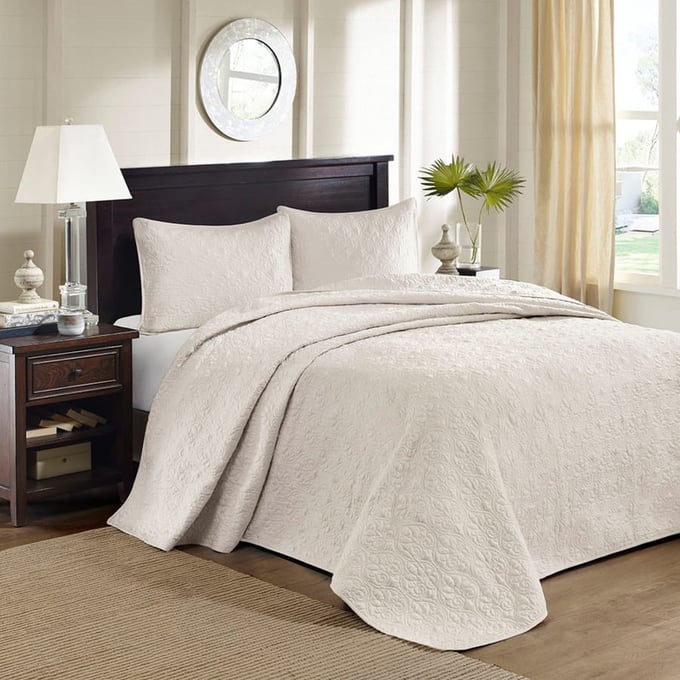 Olliix Madison Park Quebec Cream Twin Reversible Bedspread Set OLIX-MP13-2632