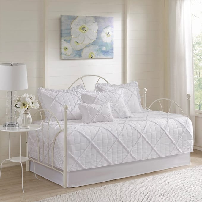 Olliix Madison Park Rosie White 6pc Daybed Cover Set OLIX-MP13-5025