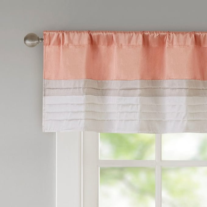 Olliix Madison Park Amherst Coral Polyoni Pintuck Valance OLIX-MP41-4376