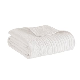 Olliix Madison Park Tuscany White Oversized Quilted Throw