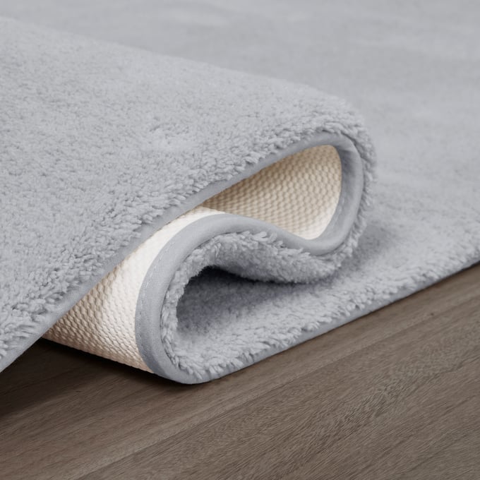 Madison Park Spa Cotton 24x72 Reversible Bath Rug in Taupe