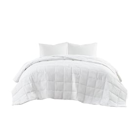 Olliix True North By Sleep Philosophy Four Seasons White Twin Blanket