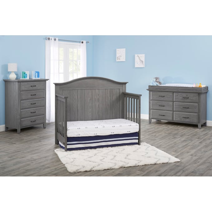 Soho baby clearance chandler crib