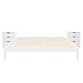 Powell Furniture Polly White King Bed and 3 Drawers 2 Nightstand