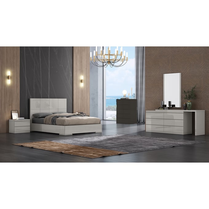 Whiteline Anna Light Grey 4pc Bedroom Set with Queen Bed WTL-BQ1207-LGRY-BR-S3